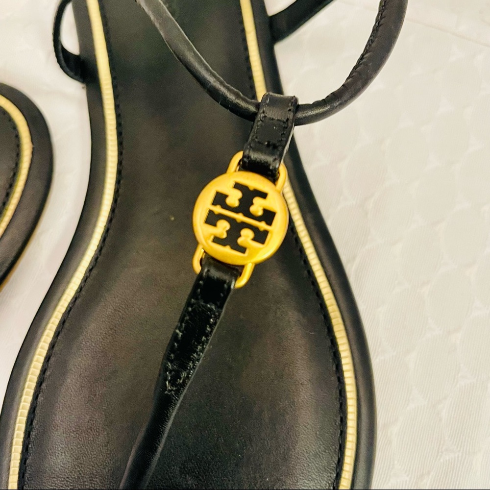 Tory Burch- Emmy Flat Sandal in Perfect Black Calf Leather, size 8.5 - Picture 5 of 11